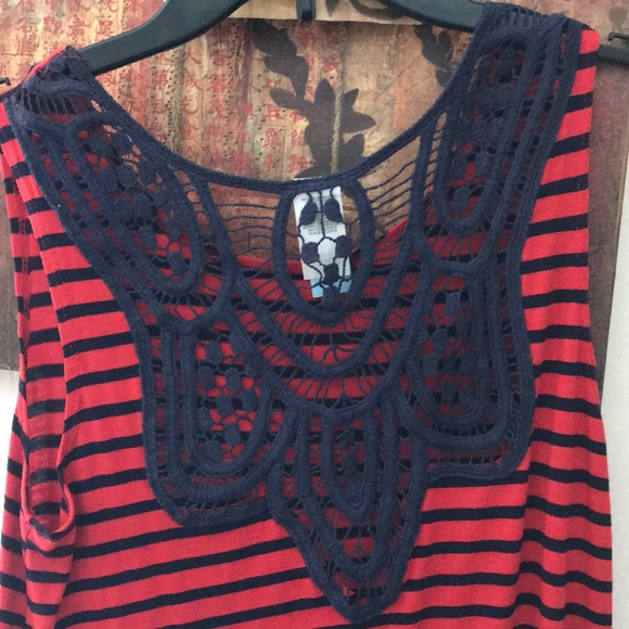 Dress ( runs kind of big) - Picture 3 of 3